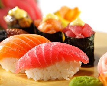 Япония организует кулинарные курсы для иностранных суши-шефов